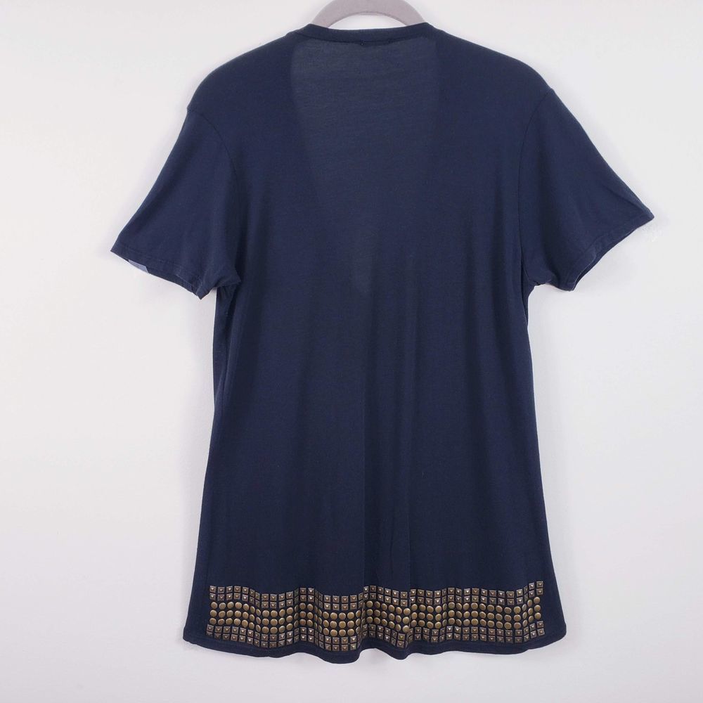 MONROW XS Deep V Studded Border Supima Modal Tee - Picture 4 of 6